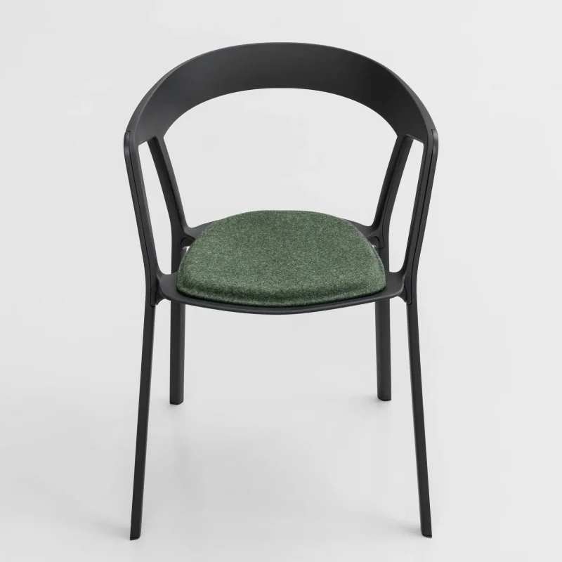 Compas Cushion - Kristalia w Mesmetric