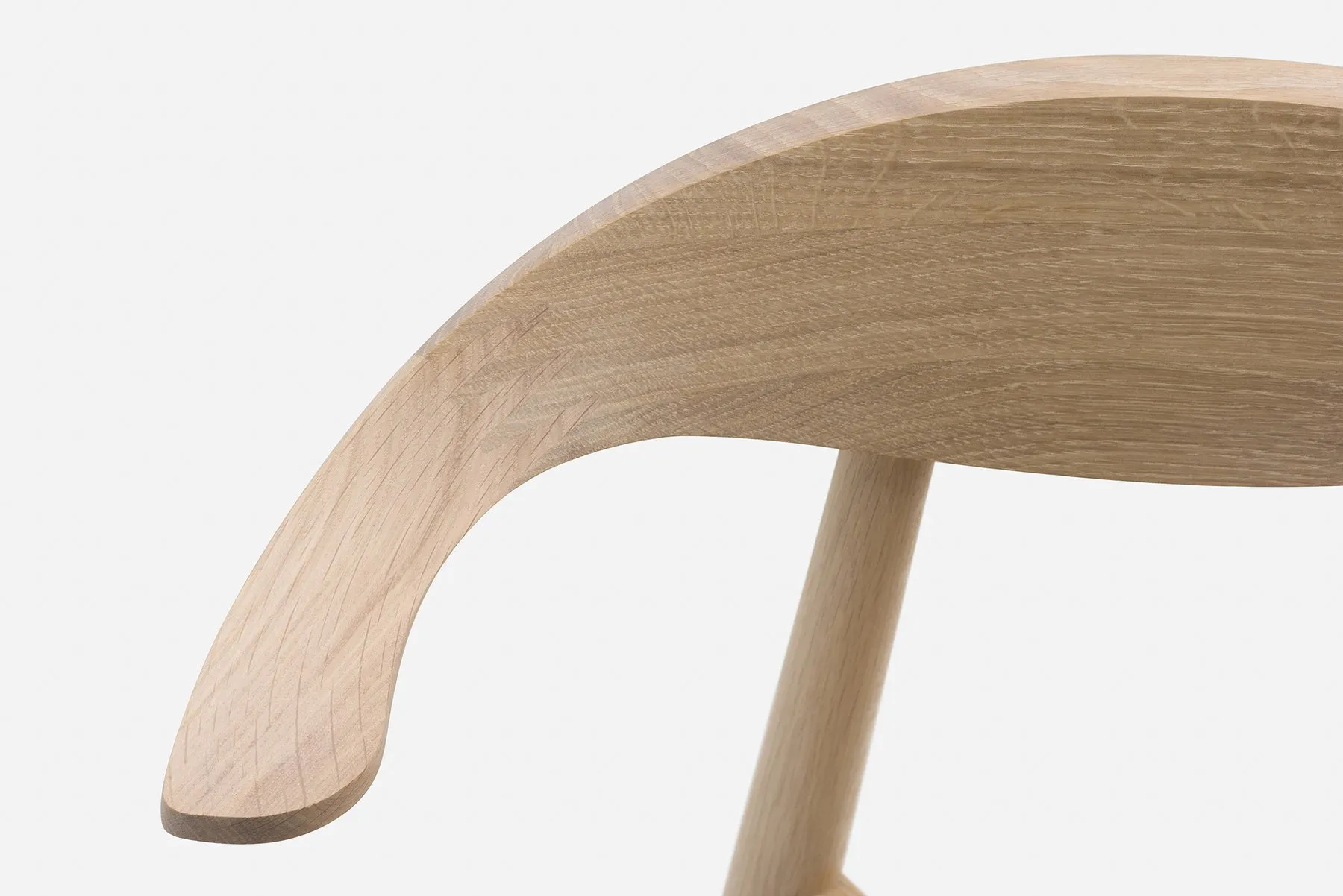 349G Manta Dining Chair – De La Espada at Mesmetric