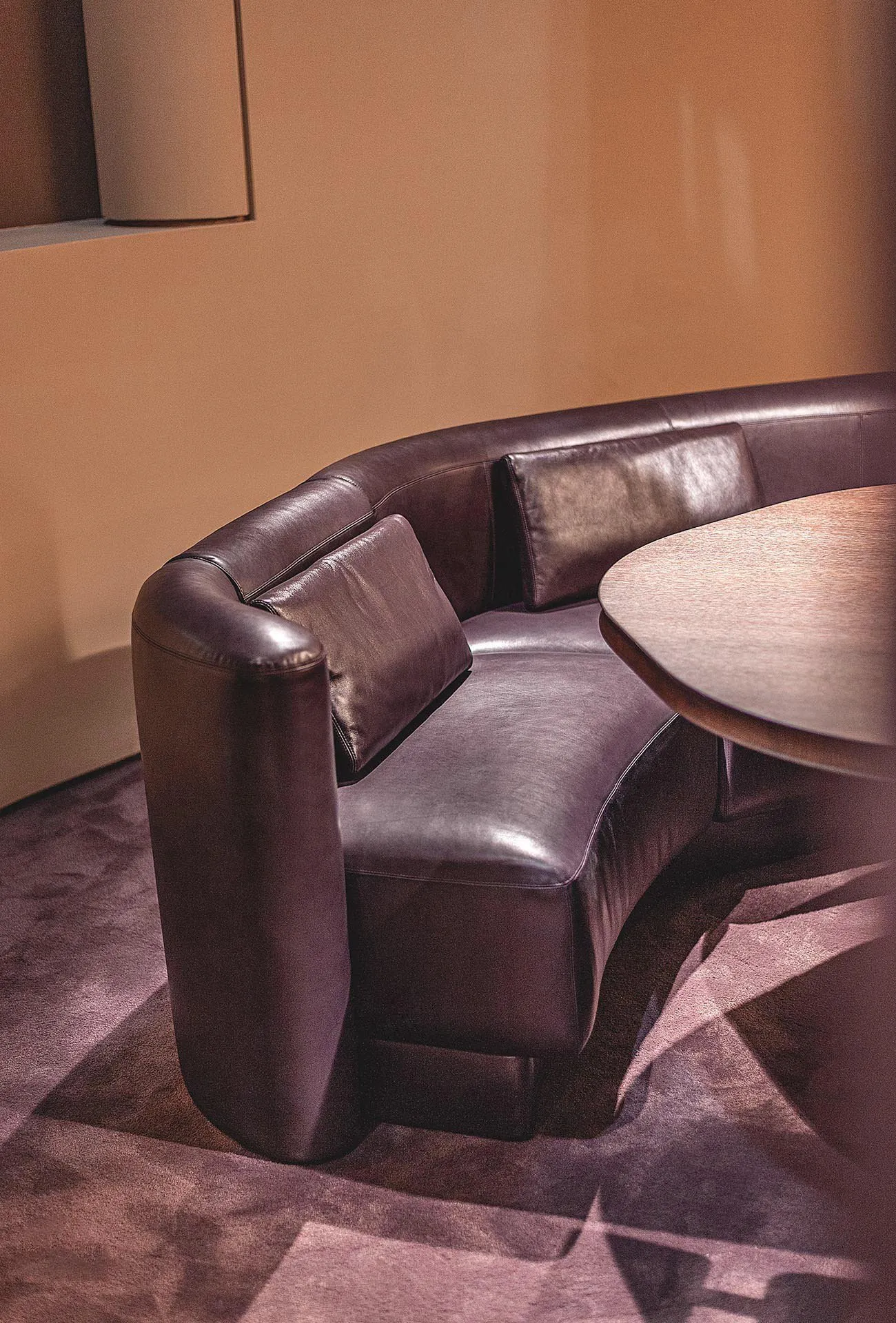 Clara Bench - Baxter w Mesmetric