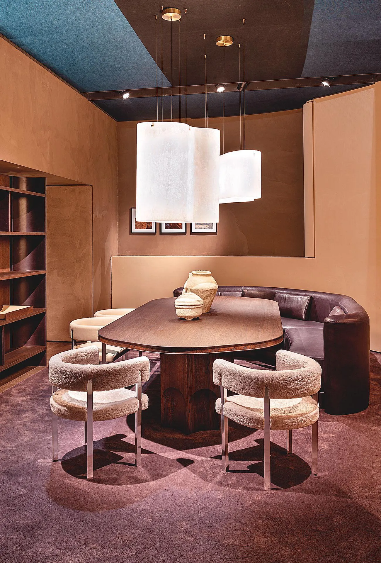 T Chair Mouton - Baxter w Mesmetric