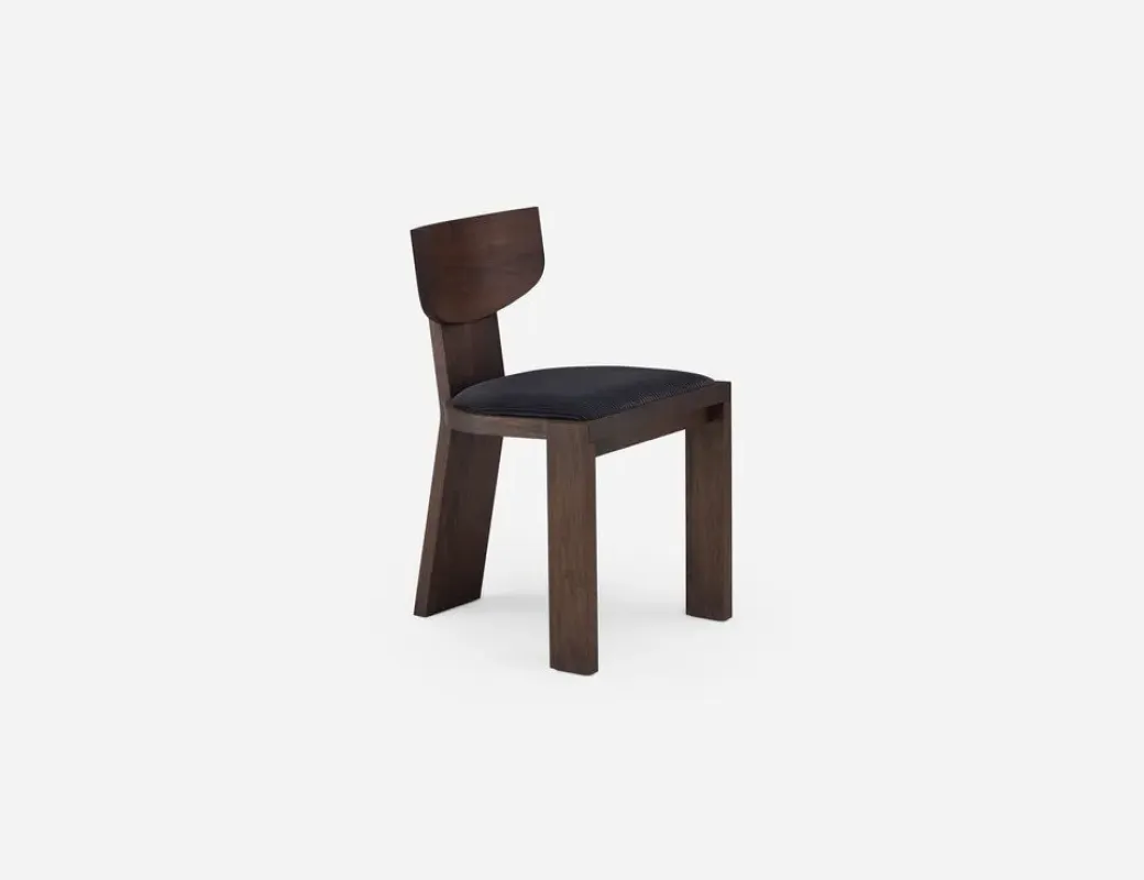 171Y Vega B Chair – De La Espada at Mesmetric