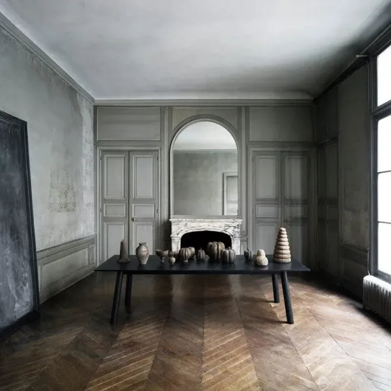 Bull - B&B Italia w Mesmetric