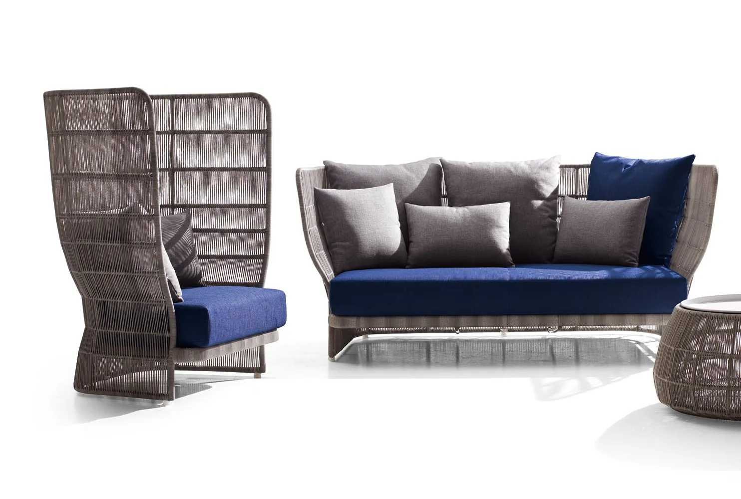 Canasta '13 - B&B Italia Outdoor w Mesmetric