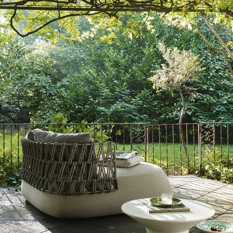 Fat-Sofa Outdoor – B&B Italia Outdoor at Mesmetric