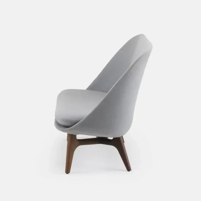 750L Solo Sofa – De La Espada at Mesmetric