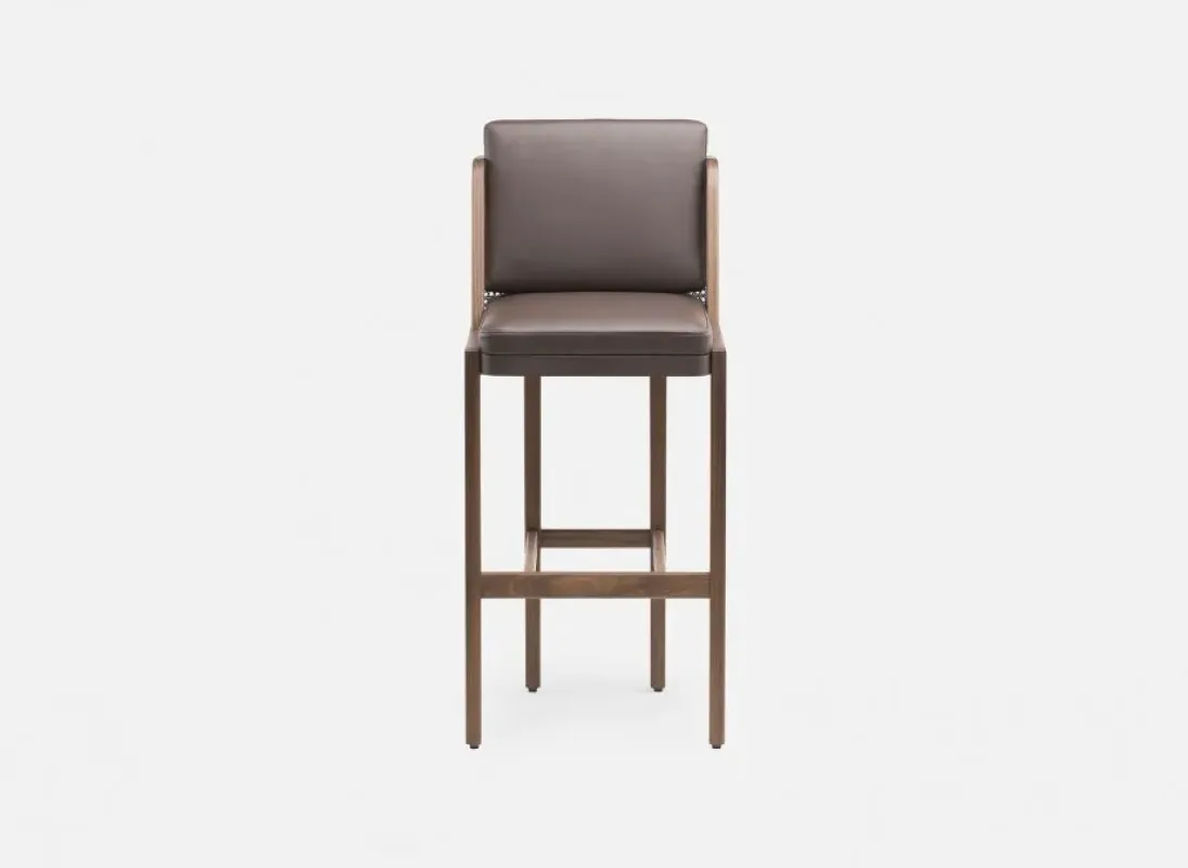 272P/T Throne Bar Stool Rattan – De La Espada at Mesmetric