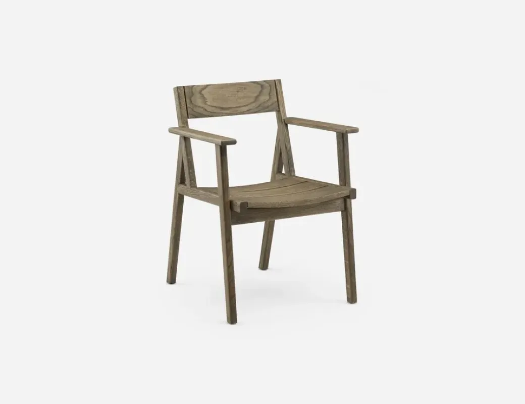 575S 98.6°F Outdoor Dining Armchair - De La Espada w Mesmetric