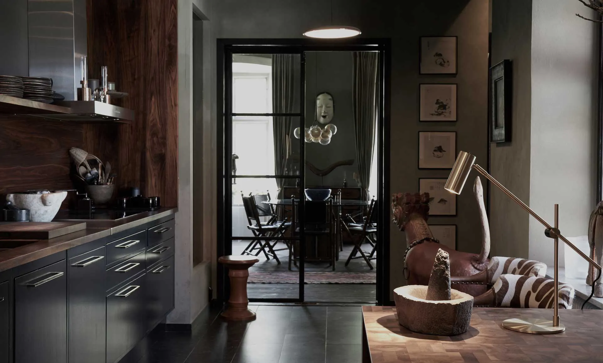 Lektor Desk – Rubn at Mesmetric