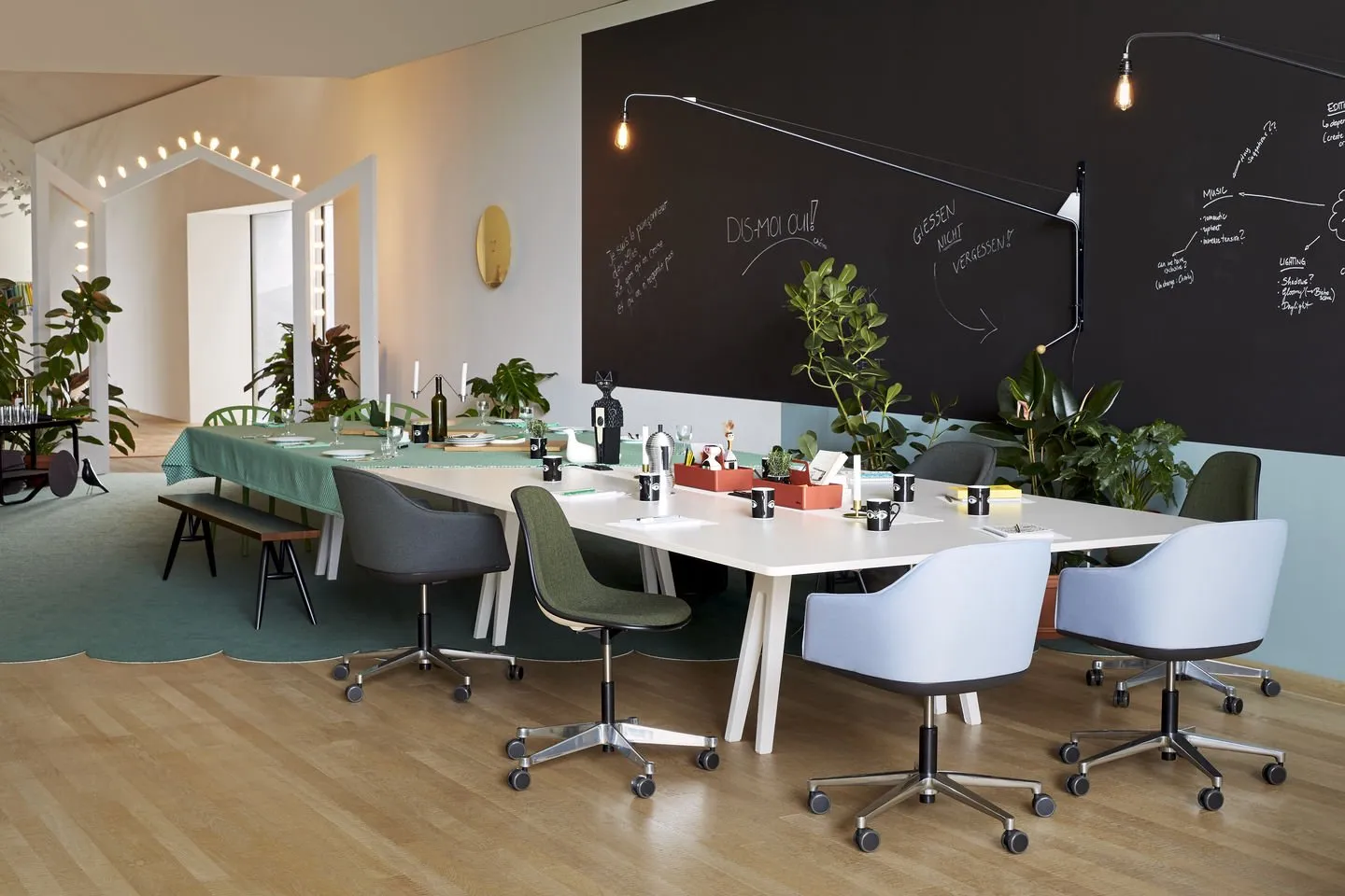 PSCC Upholstered – Vitra at Mesmetric