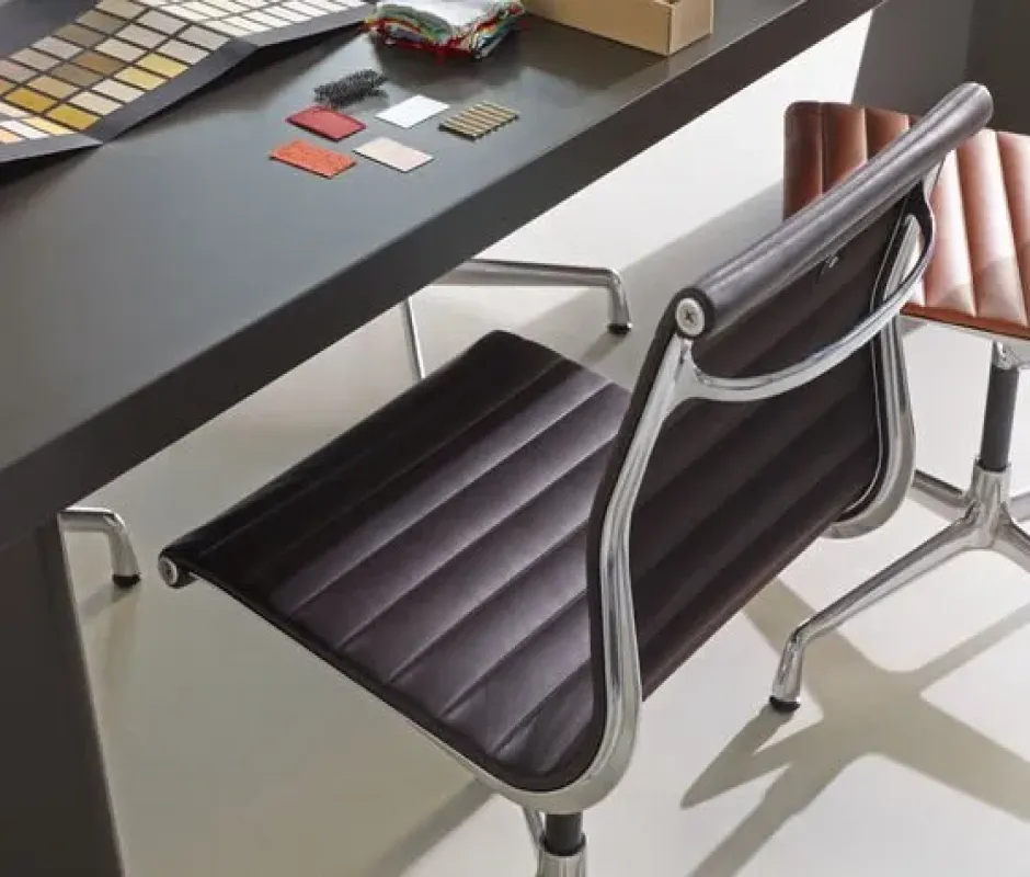 Aluminium Group EA 101 – Vitra at Mesmetric