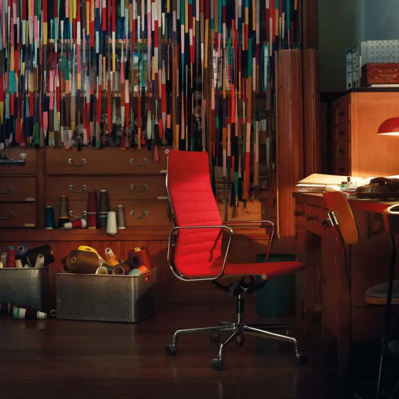 Aluminium Group EA 119 – Vitra at Mesmetric