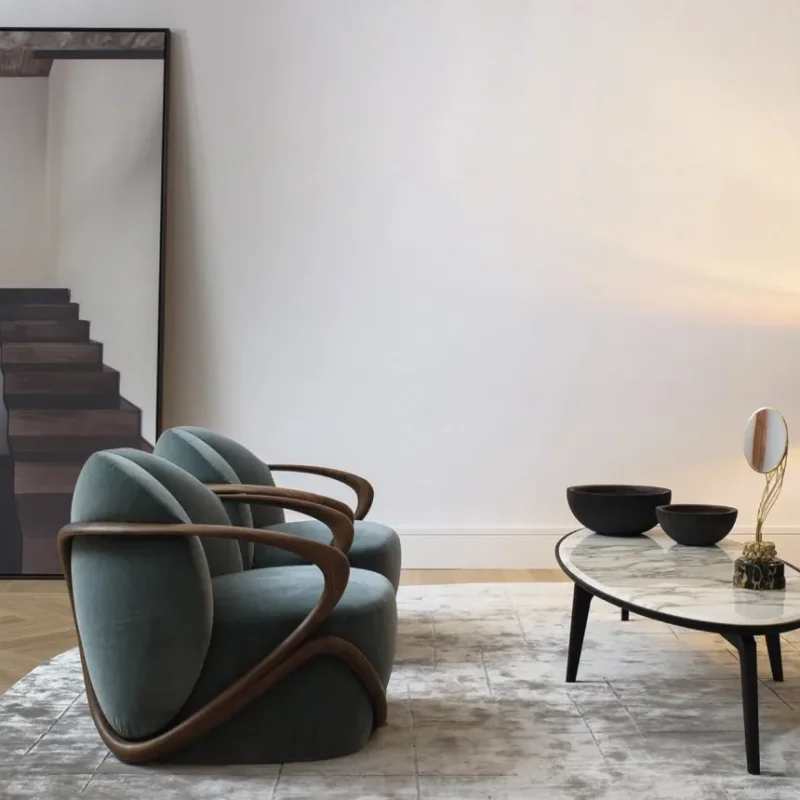 Hug – Giorgetti at Mesmetric