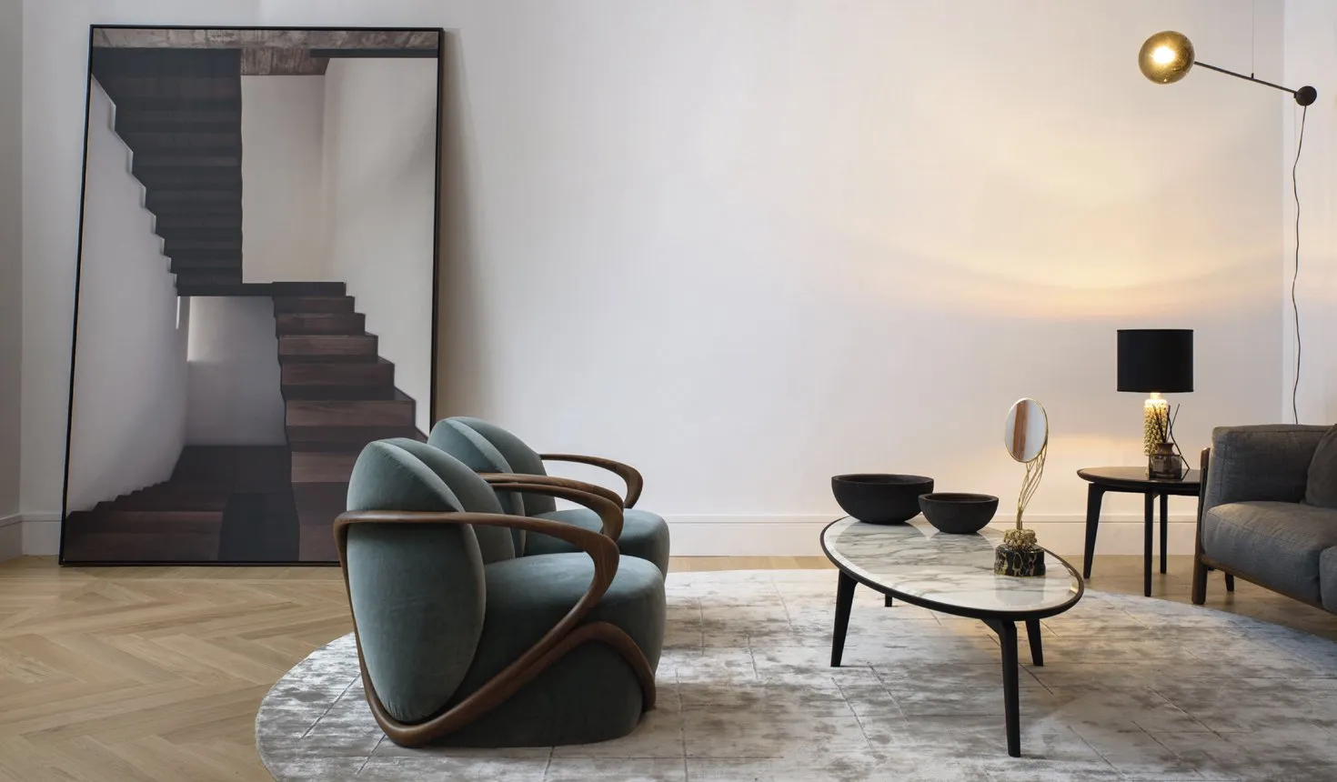 Hug – Giorgetti at Mesmetric