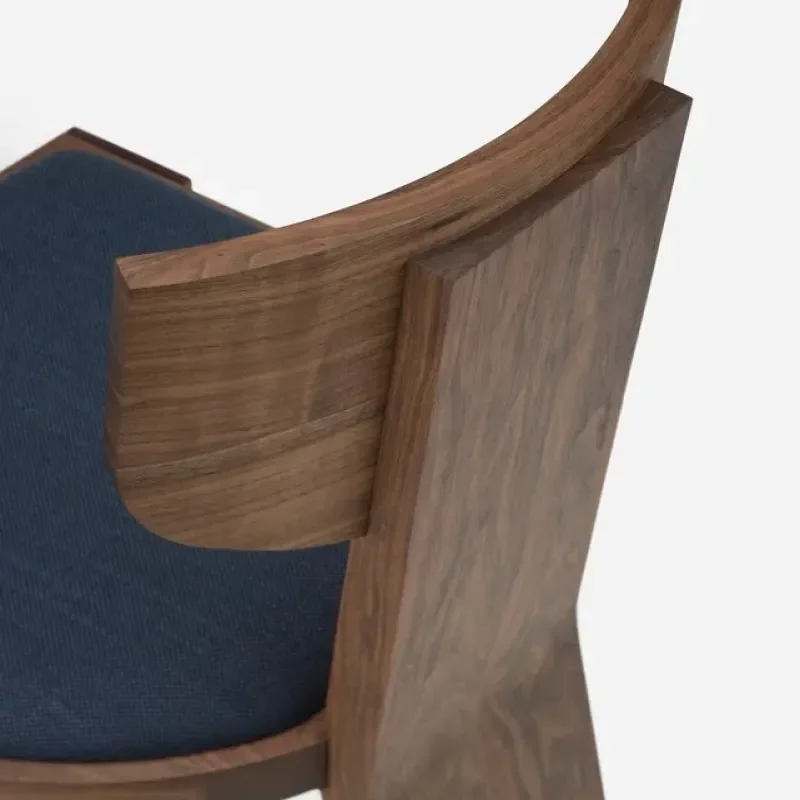 171Y Vega B Chair – De La Espada at Mesmetric