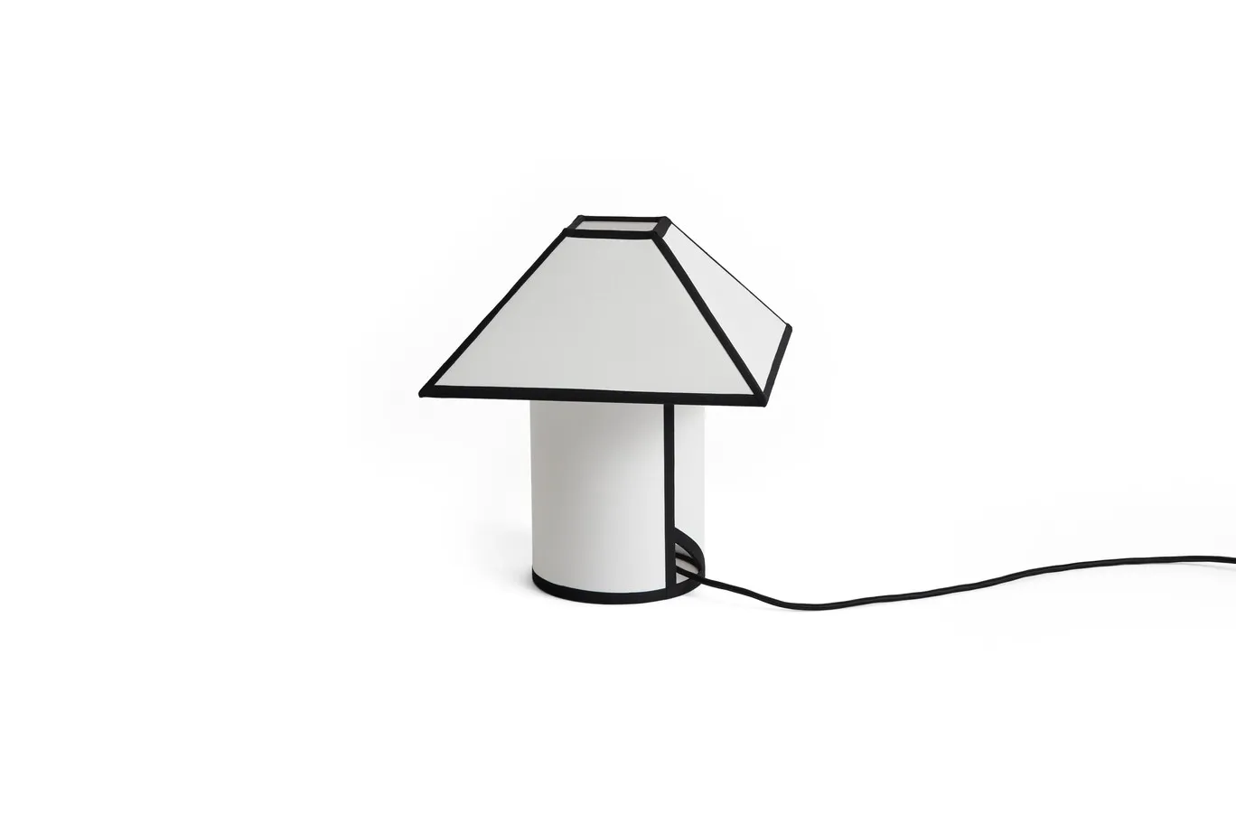 Ava Pyramid Table