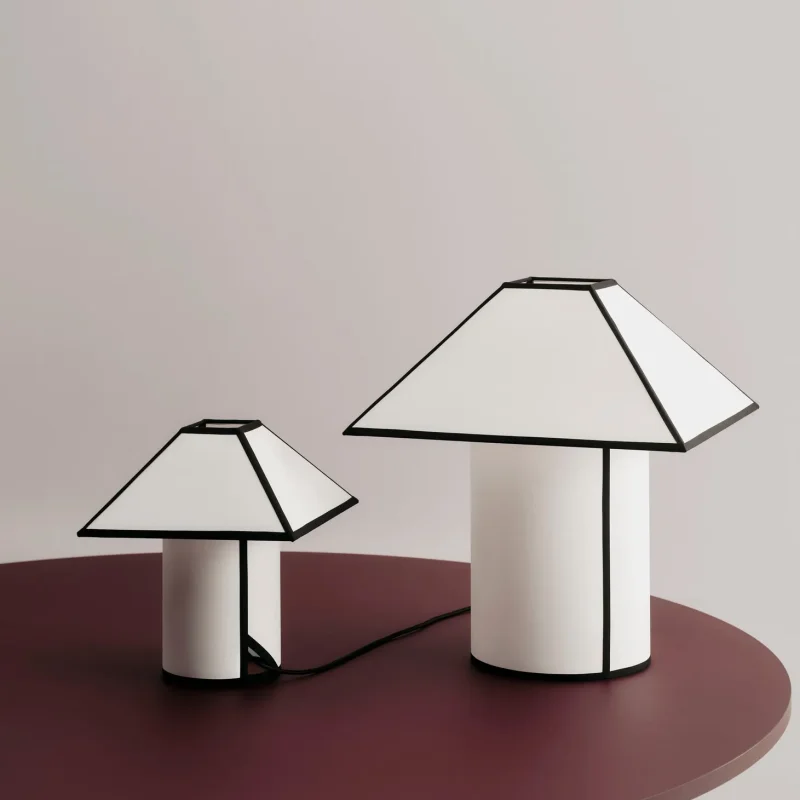 Ava Pyramid Table