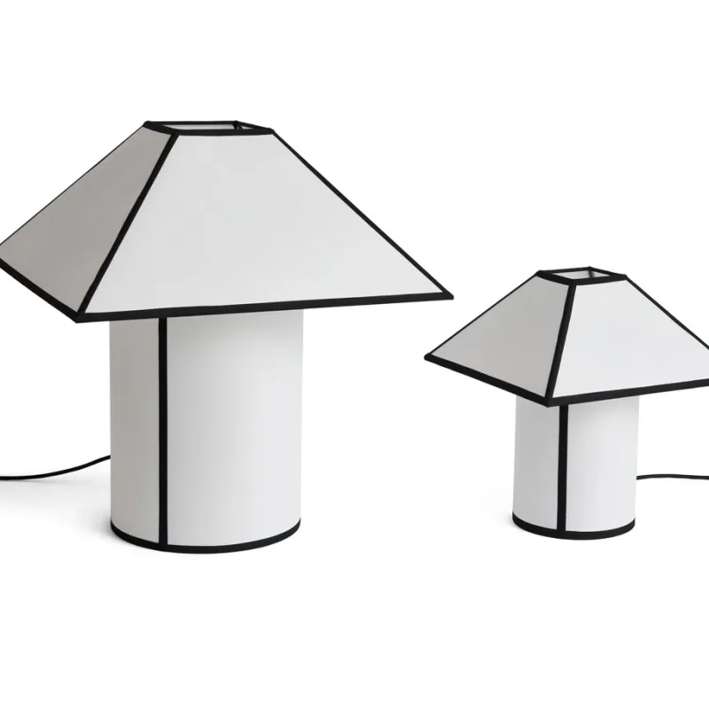 Ava Pyramid Table