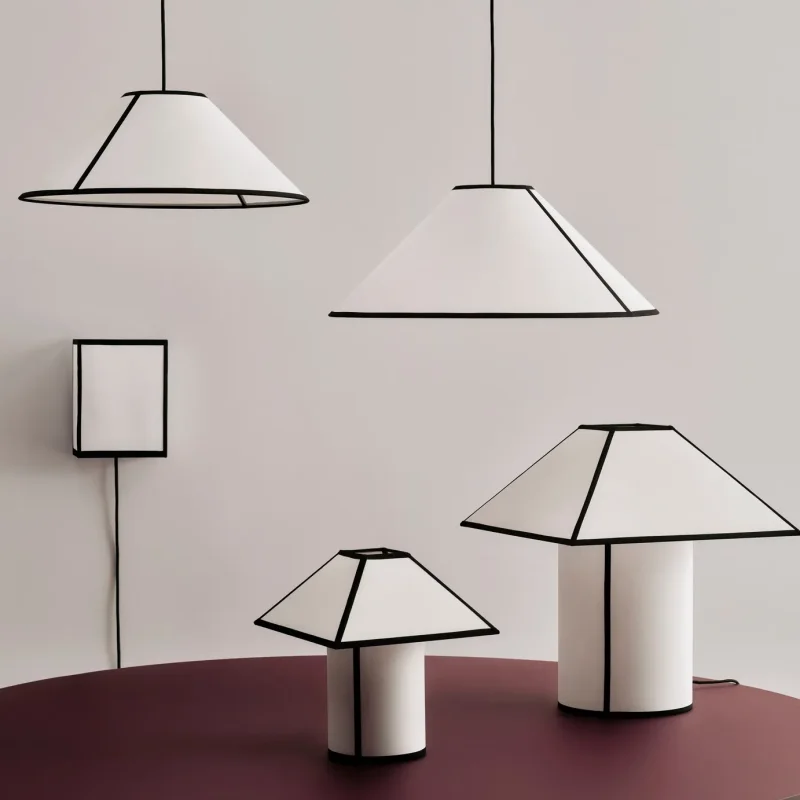 Ava Pyramid Table