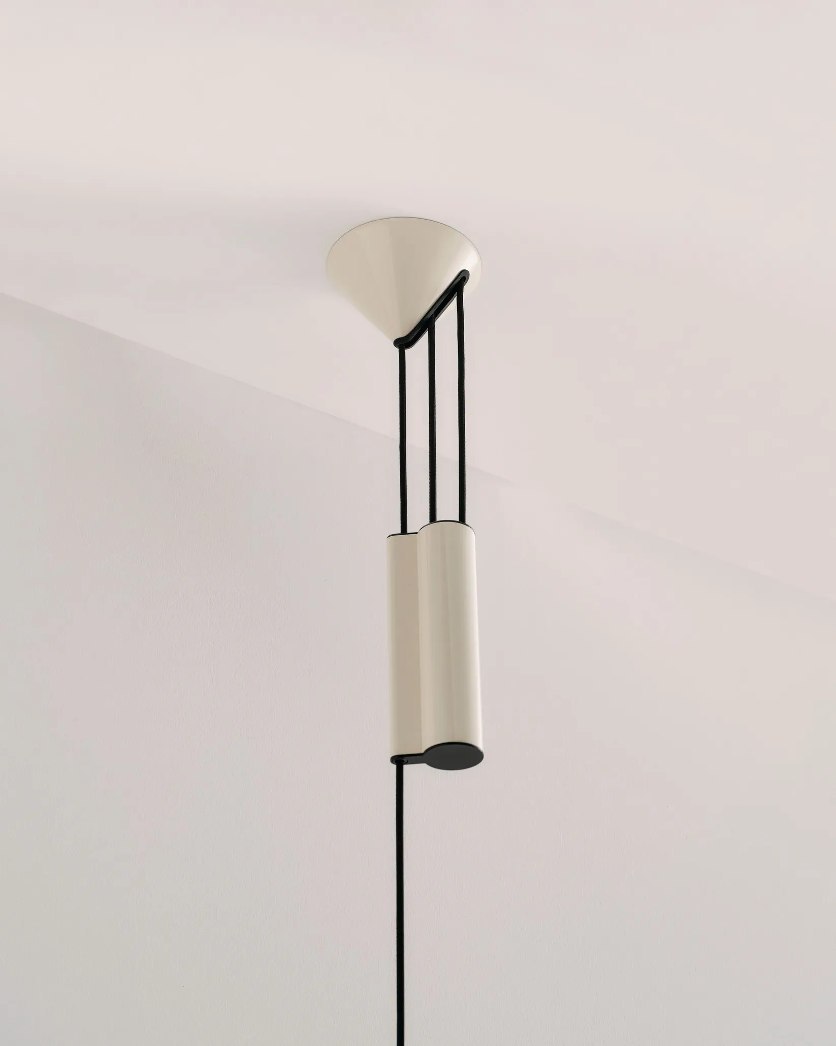 Compass Adjustable Pendant