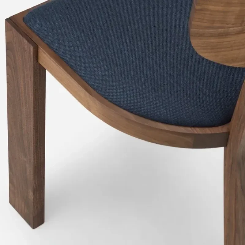 171Y Vega B Chair – De La Espada at Mesmetric