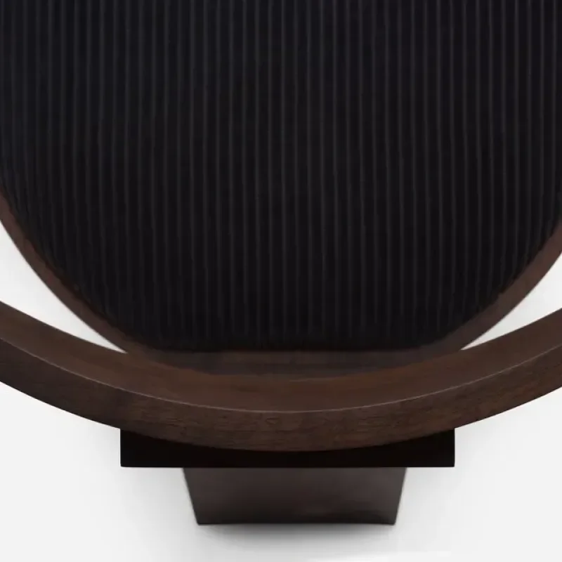 171Y Vega B Chair – De La Espada at Mesmetric
