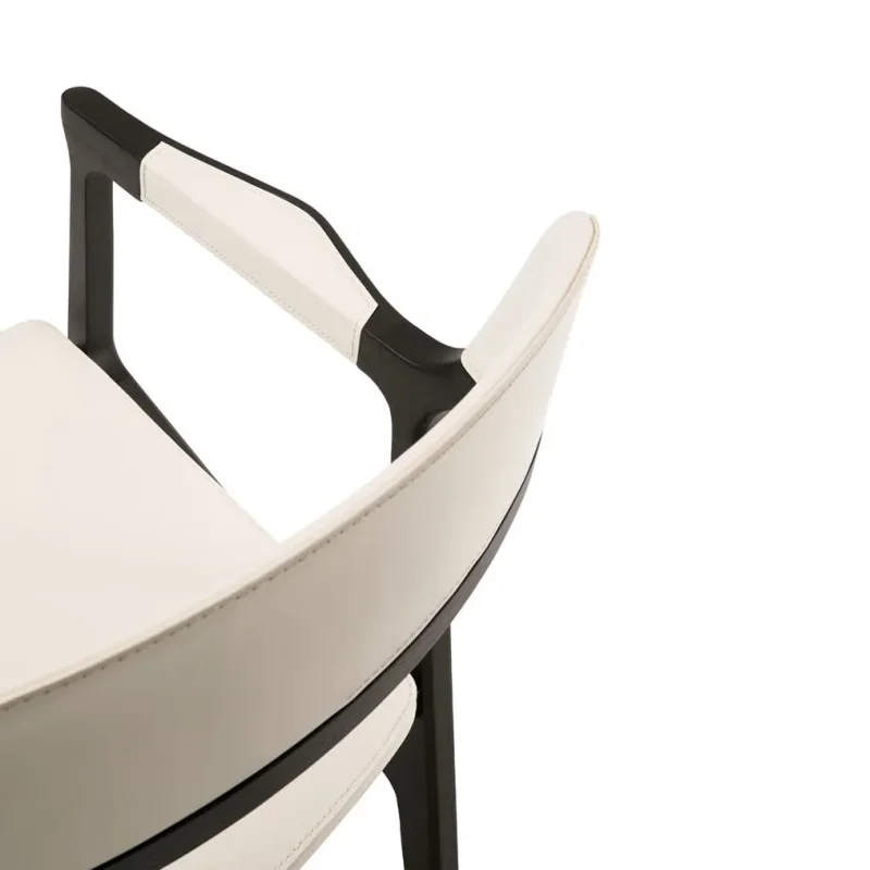 Alexa Arms - Giorgetti w Mesmetric