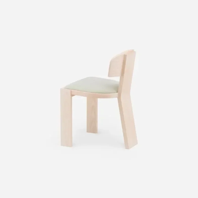 171Z Vega A Chair - De La Espada w Mesmetric
