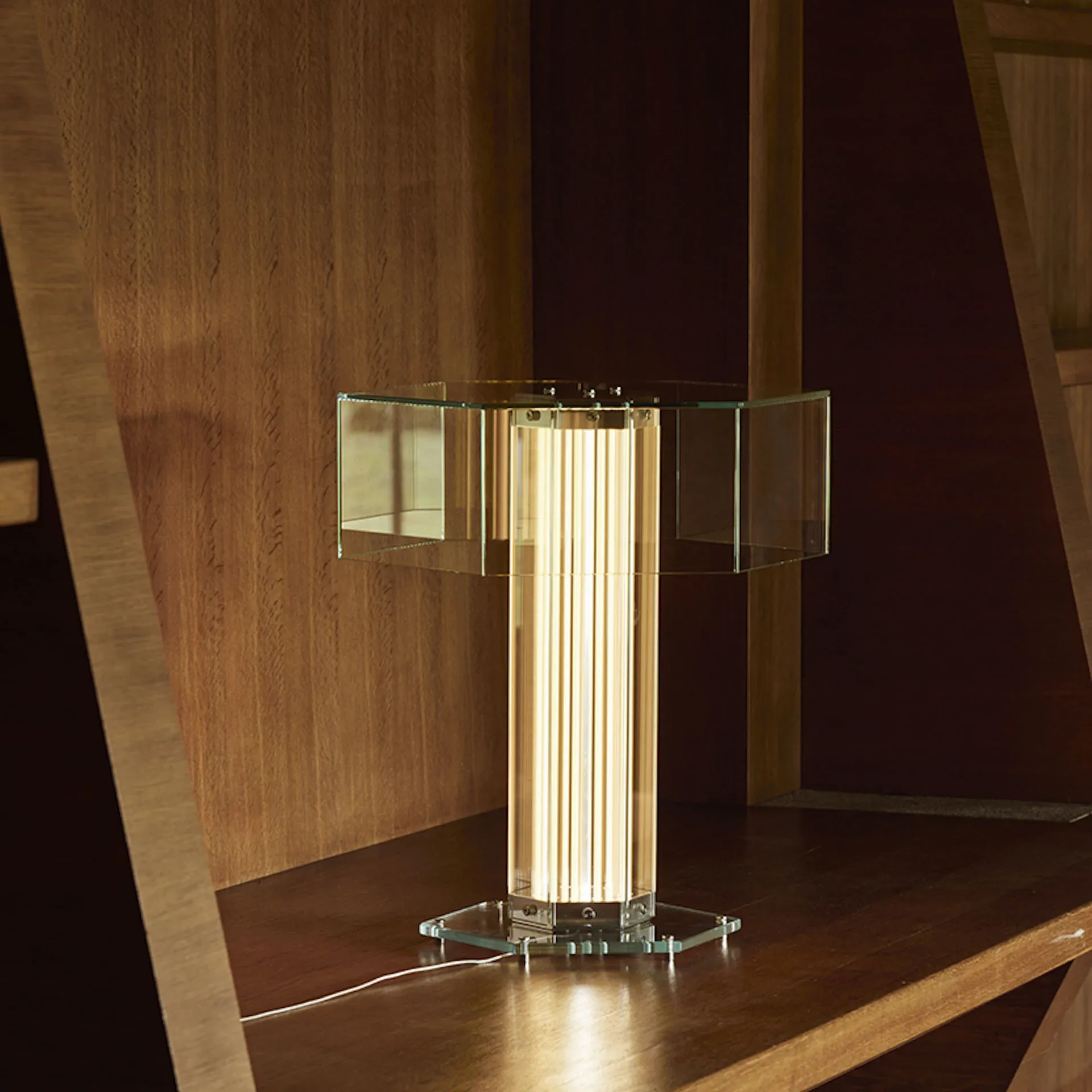 SuperWire T – Flos at Mesmetric
