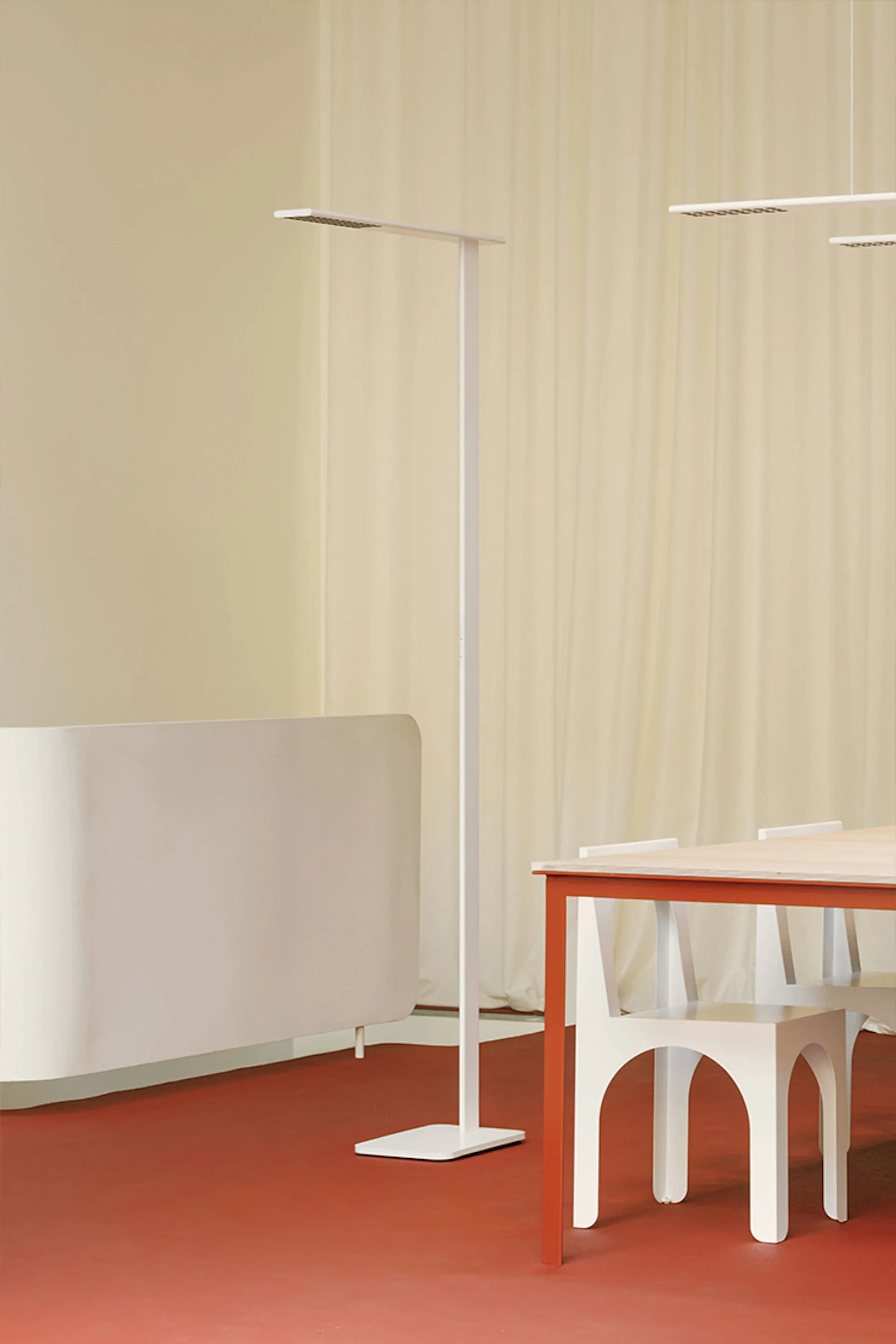 Workmates Floor Single – Flos at Mesmetric