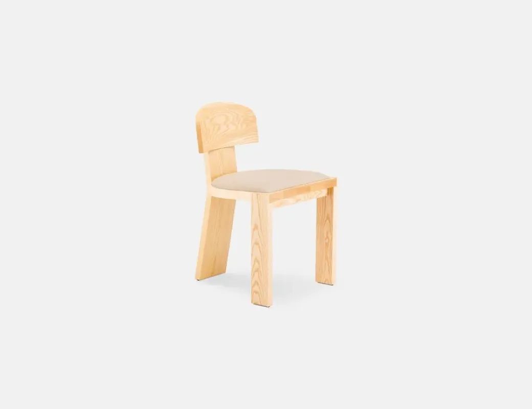 171Z Vega A Chair - De La Espada w Mesmetric