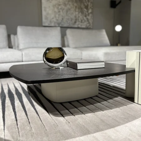 Mia – Giorgetti at Mesmetric