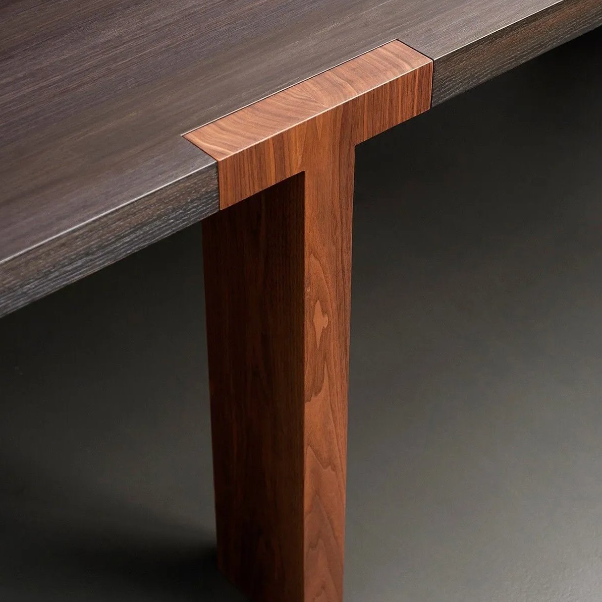 T–Table – Tacchini at Mesmetric