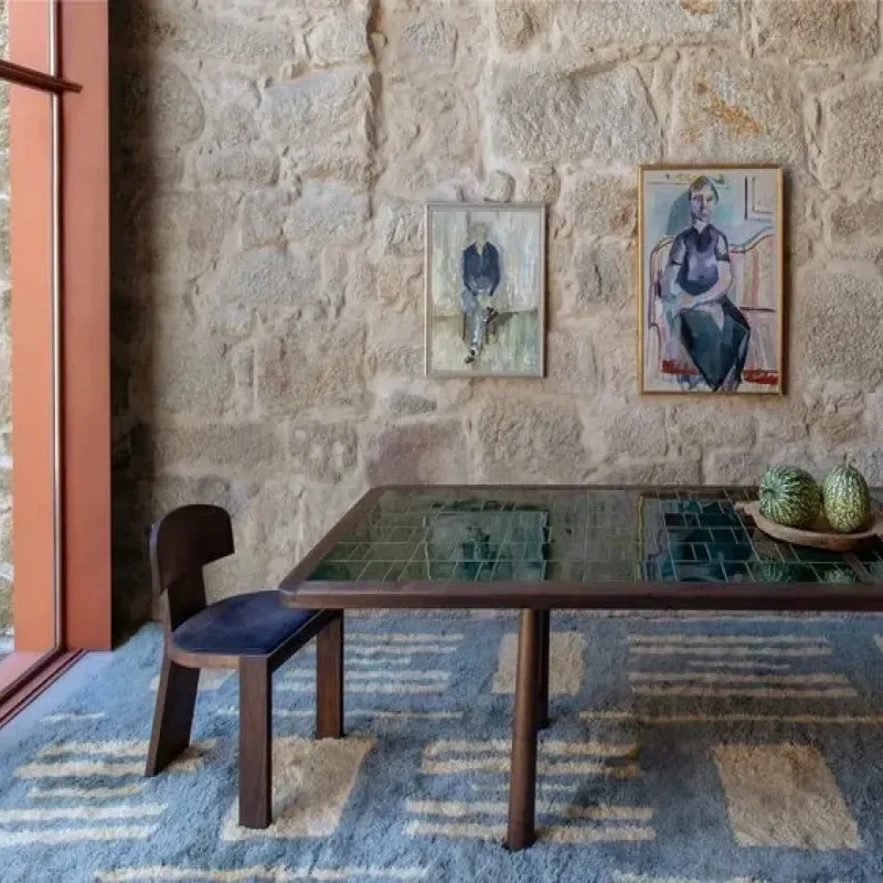 171Z Vega A Chair - De La Espada w Mesmetric