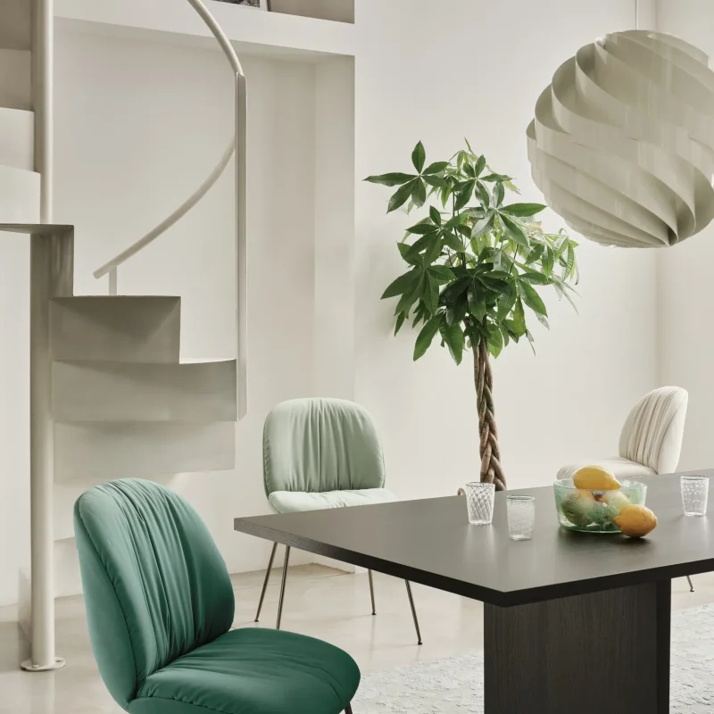 Beetle Soft Dining Fully Upholstered – Gubi.dk at Mesmetric
