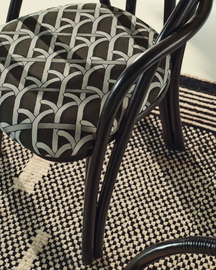 Bistra Dining Armchair – Gubi.dk at Mesmetric