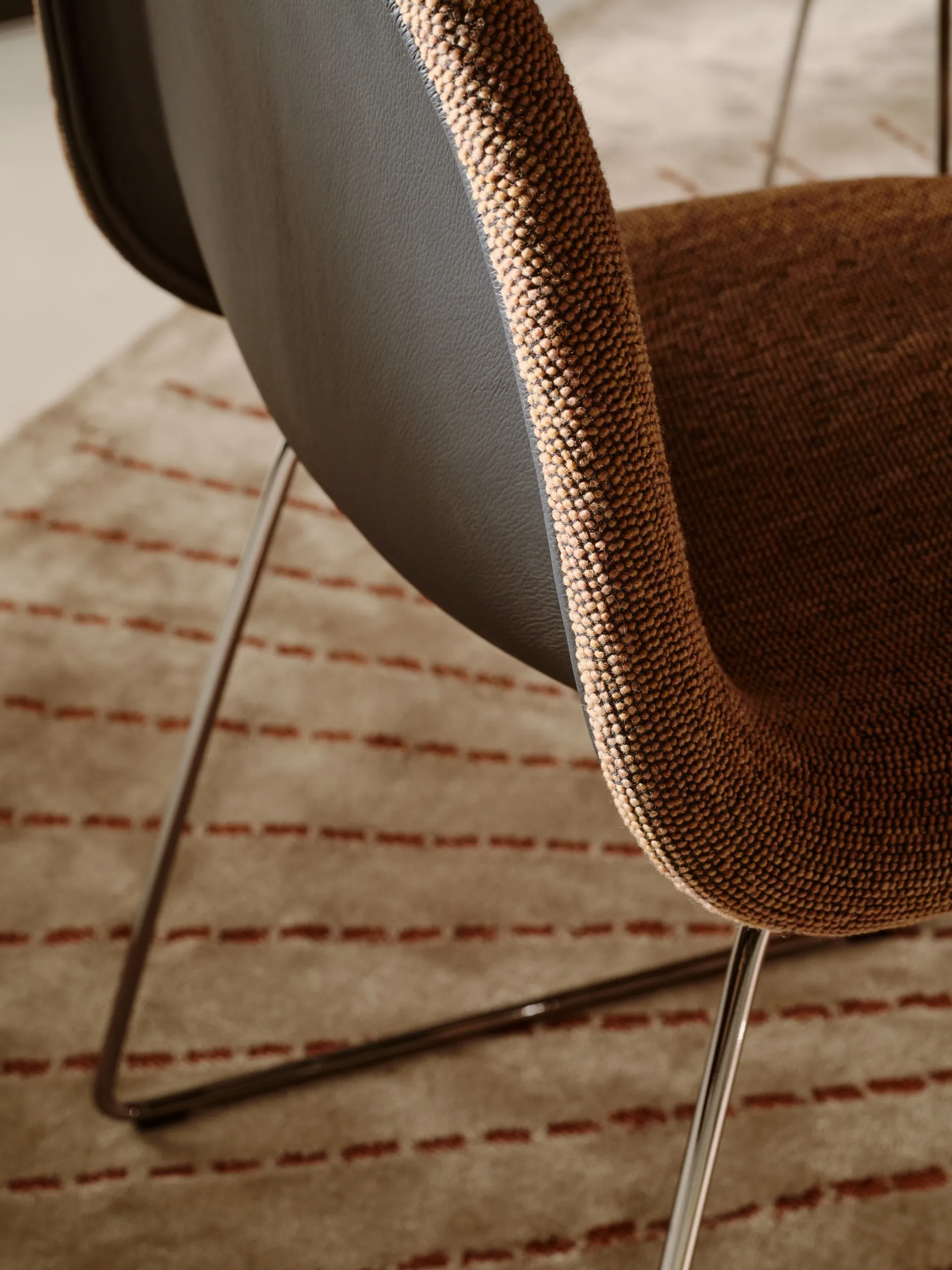 Gubi 3D Dining Sledge-Base Front Upholstered – Gubi.dk at Mesmetric