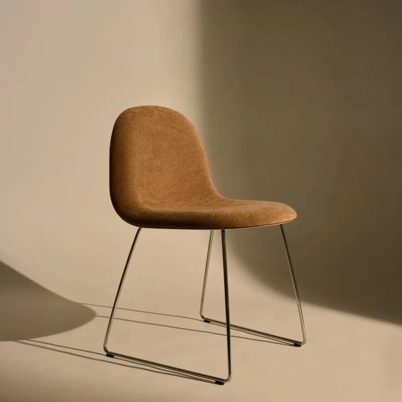 Gubi 3D Dining Sledge-Base Front Upholstered – Gubi.dk at Mesmetric