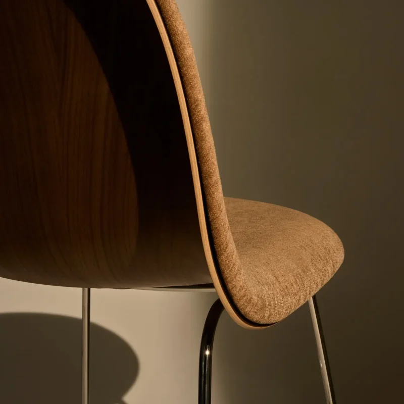 Gubi 3D Dining Sledge-Base Front Upholstered – Gubi.dk at Mesmetric