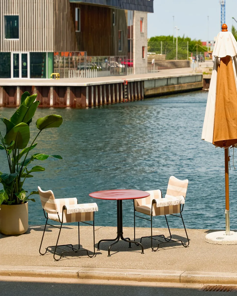 Carmel Bistro Dining Table Indoor/Outdoor – Gubi.dk at Mesmetric