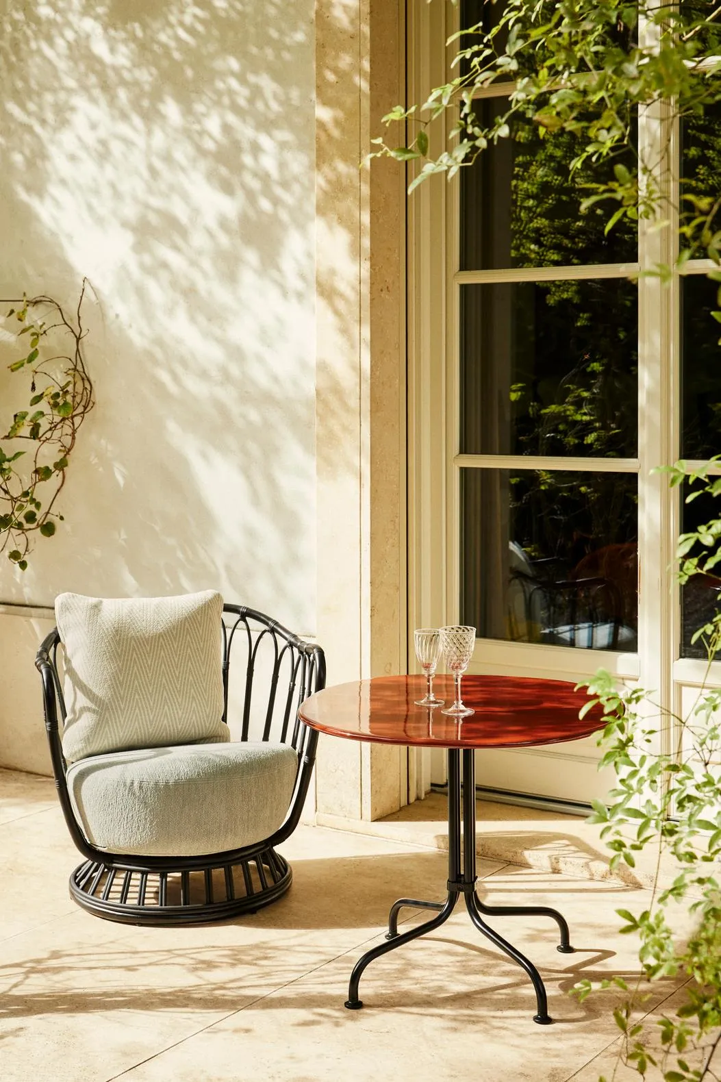 Carmel Bistro Lounge Table Indoor/Outdoor