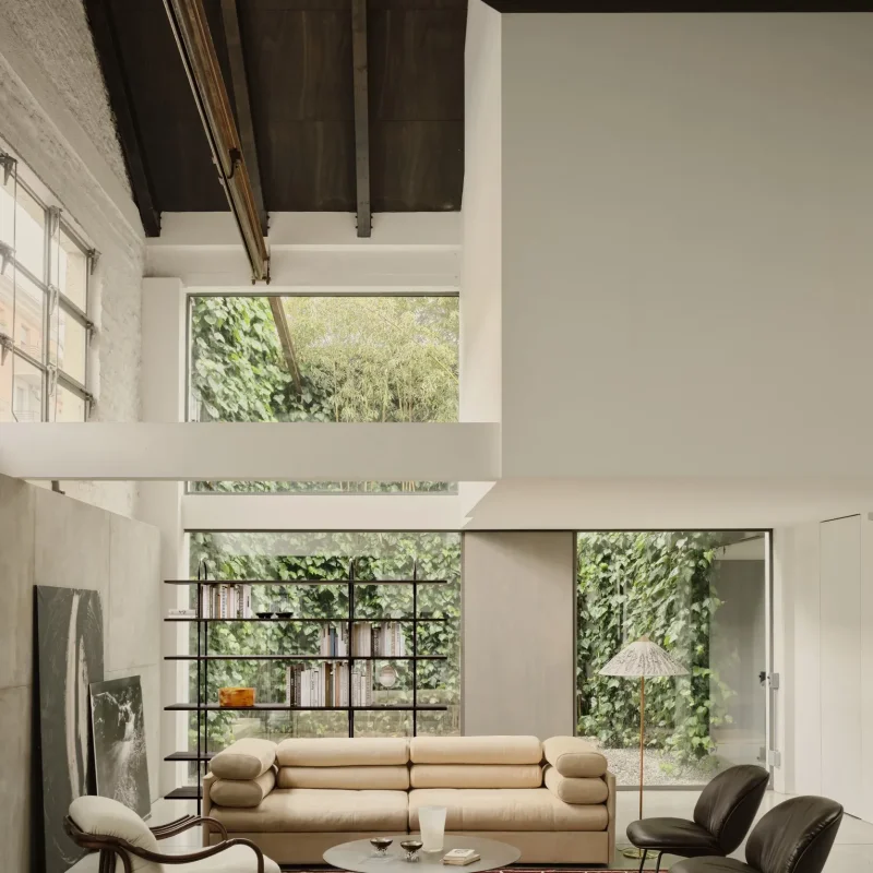 Poltrona Tria Lounge Chair – Gubi.dk at Mesmetric
