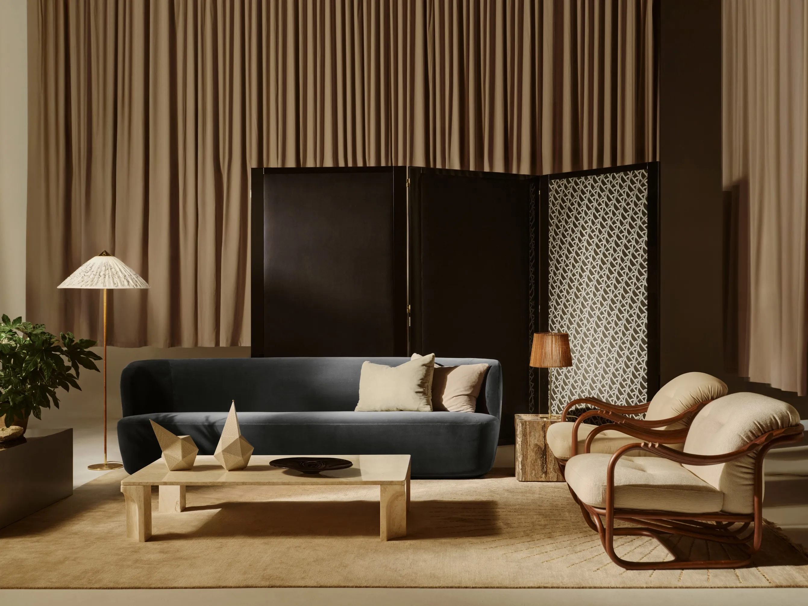 Poltrona Tria Lounge Chair – Gubi.dk at Mesmetric