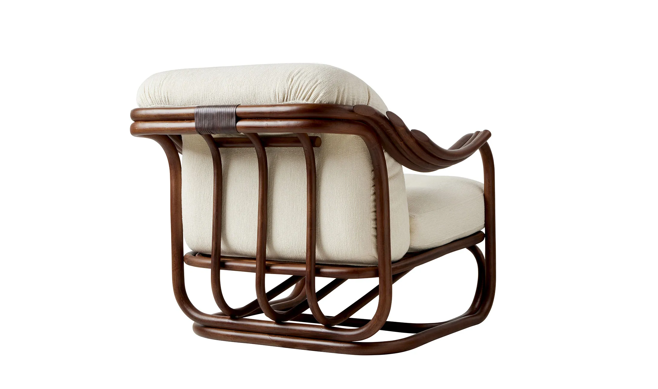 Poltrona Tria Lounge Chair – Gubi.dk at Mesmetric