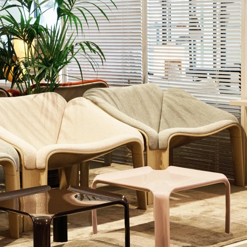 T877 – Gubi.dk at Mesmetric