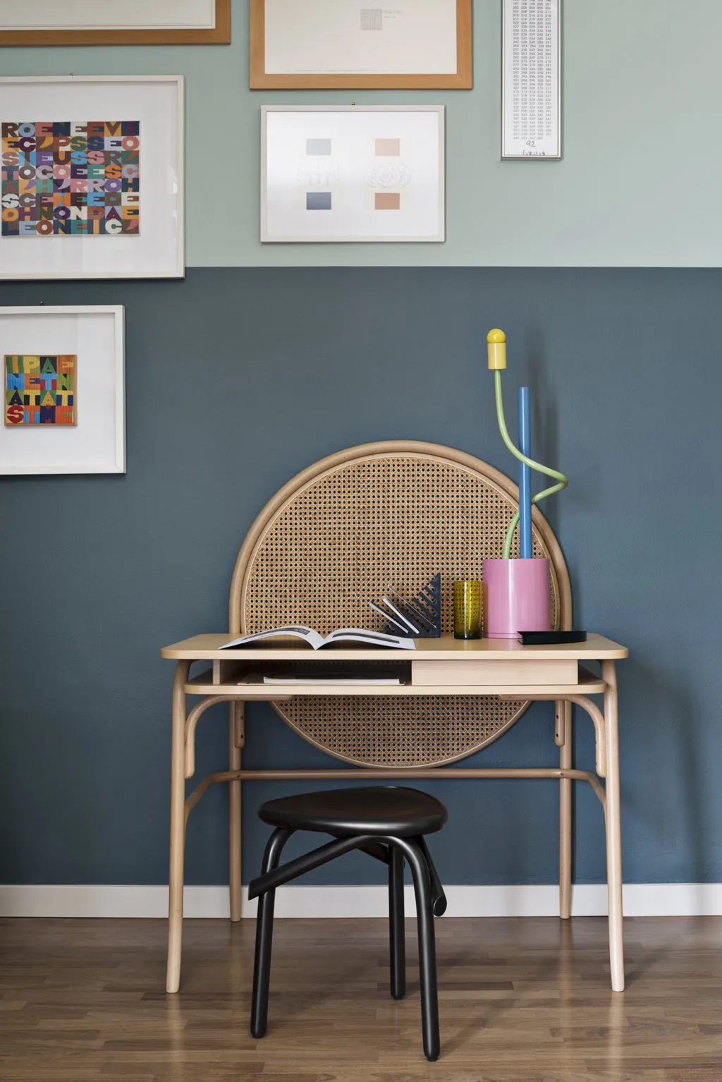 Allegory Desk - Gebrüder Thonet Vienna w Mesmetric
