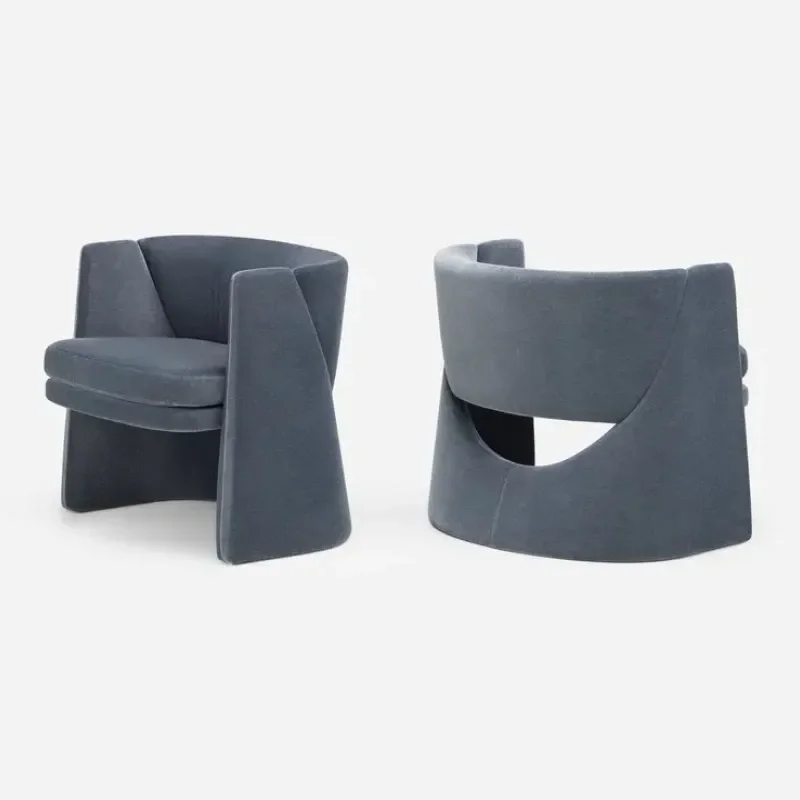 174 Cursa Lounge Chair