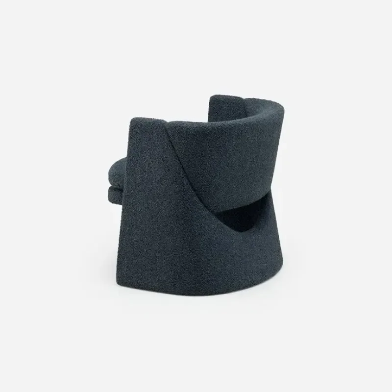 174 Cursa Lounge Chair