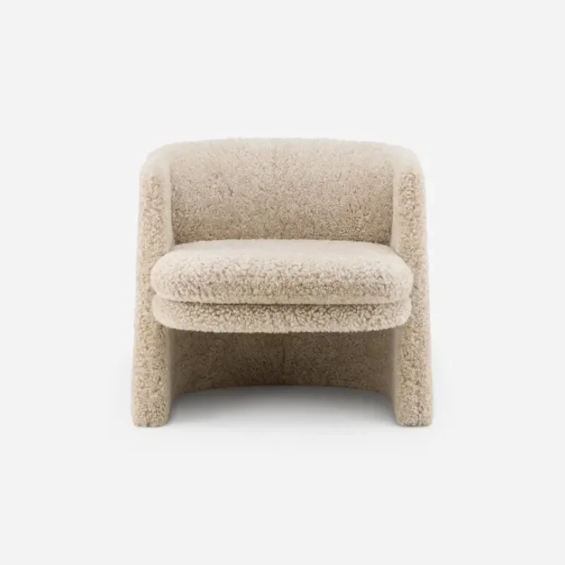 174 Cursa Lounge Chair