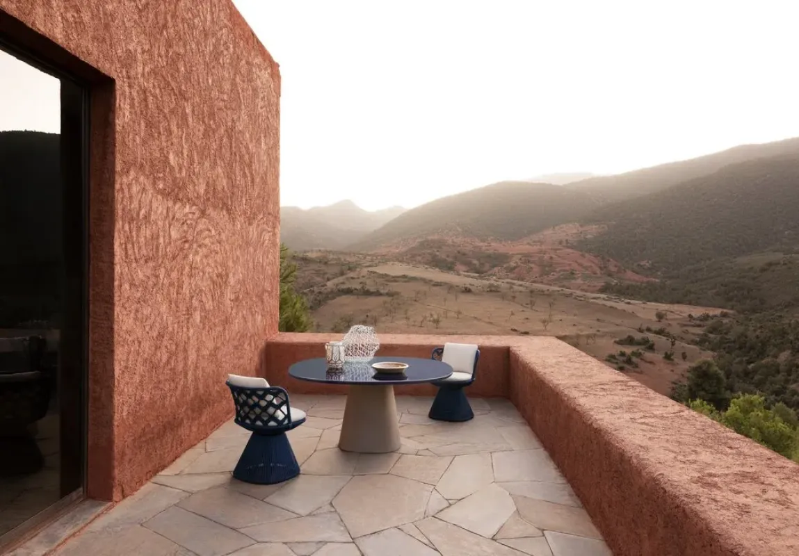Allure O' Outdoor - B&B Italia w Mesmetric