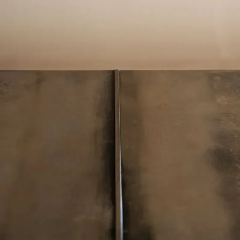Y25